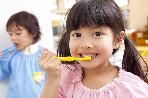 お子様への予防歯科